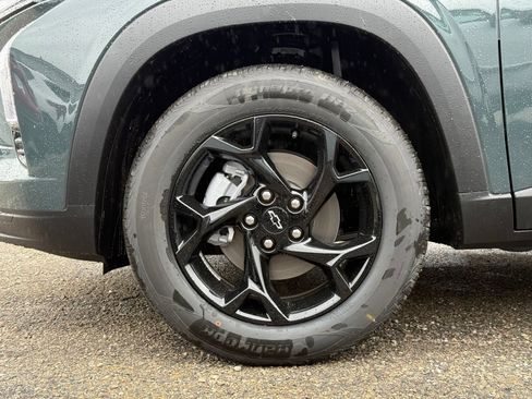 New 2026 Chevrolet Trax LT w/ Midnight Edition FWD image 11