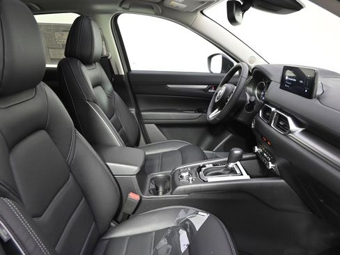 New 2025 MAZDA CX-5 AWD 2.5 S w/ Preferred Package image 16