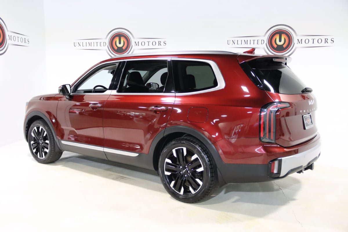 Used 2023 Kia Telluride SX AWD/4WD image 3