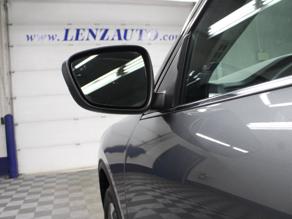 Used 2025 Ford Escape Platinum AWD/4WD image 55