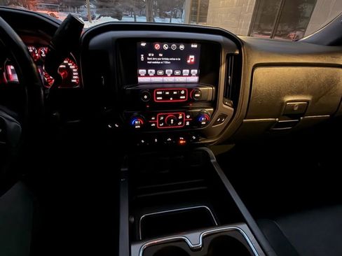 Used 2016 GMC Sierra 1500 SLT w/ All Terrain X Package image 10