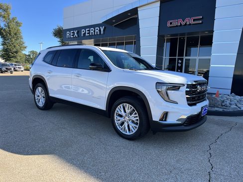 New 2026 GMC Acadia Elevation w/ Elevation Premium Package image 2