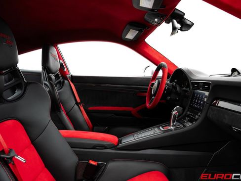 Used 2019 Porsche 911 GT2 RS RWD image 47