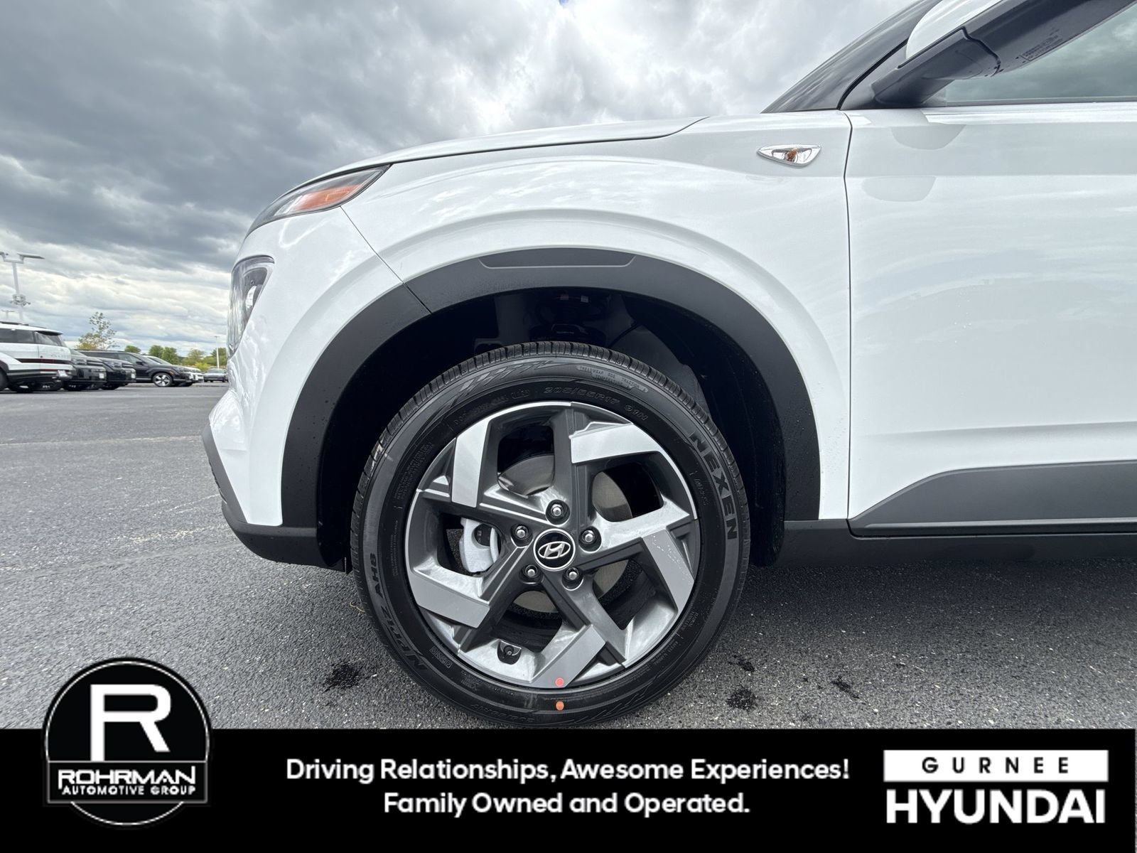 Used 2026 Hyundai Venue SEL FWD image 12