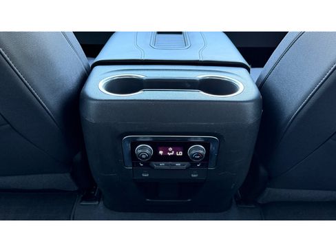 Certified 2023 Chevrolet Tahoe High Country w/ Premium Package 2 image 23