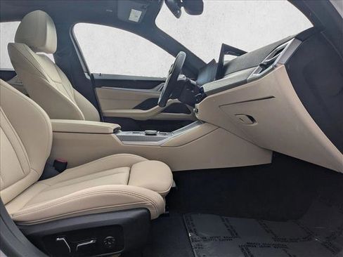 Certified 2025 BMW i4 xDrive40i w/ Premium Package image 28