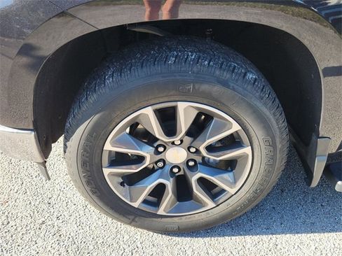 Used 2022 Chevrolet Silverado 1500 LT w/ Protection Package image 7