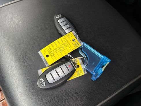 Used 2019 INFINITI QX80 Luxe w/ Proassist Package image 34