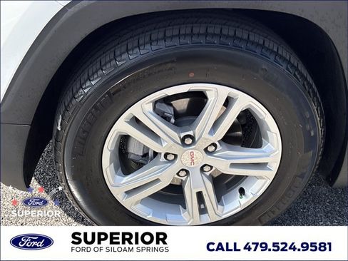 Used 2024 GMC Terrain SLE FWD image 11