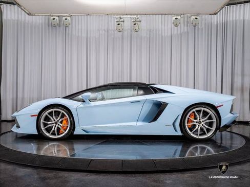 Used 2015 Lamborghini Aventador LP 700-4 AWD/4WD image 17