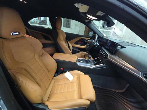 Used 2024 BMW M2 image 8