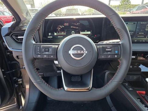 New 2026 Nissan Kicks SR w/ Cold Weather Package AWD/4WD image 14