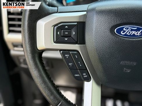 Used 2019 Ford F150 Lariat w/ Equipment Group 502A Luxury AWD/4WD image 20