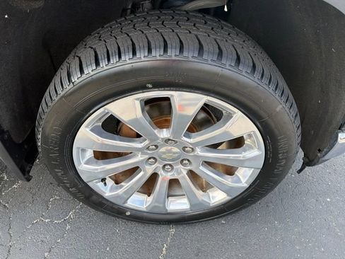 Certified 2020 Chevrolet Silverado 1500 LTZ w/ LTZ Plus Package AWD/4WD image 7