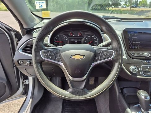 Used 2020 Chevrolet Malibu LS image 11