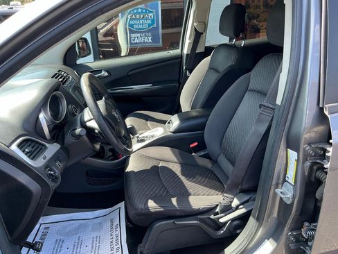 Used 2013 Dodge Journey SXT w/ Flexible Seating Group FWD image 8