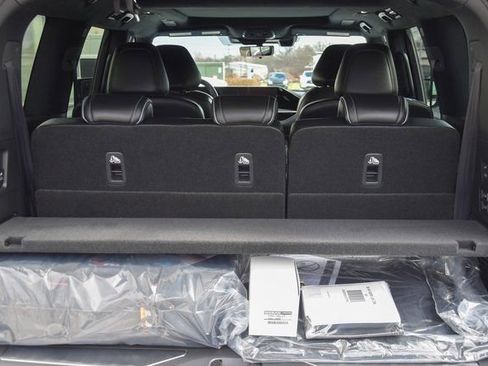 New 2026 INFINITI QX80 Autograph w/ Premium Cargo Package image 23