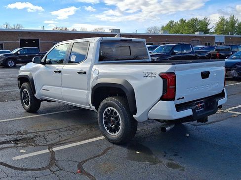 New 2025 Toyota Tacoma TRD Off-Road image 11