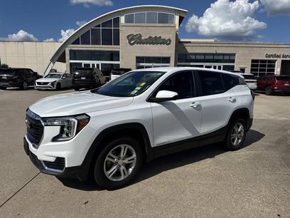 Used 2024 GMC Terrain SLE