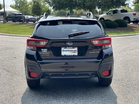 Used 2020 Subaru Crosstrek 2.0i Premium w/ Moonroof Package 2 AWD/4WD image 8