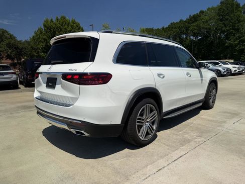 Used 2025 Mercedes-Benz GLS 450 4MATIC image 26