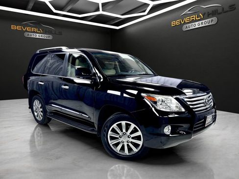 Used 2011 Lexus LX 570 4WD w/ Luxury Pkg image 7