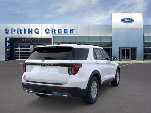 New 2026 Ford Explorer Active image 8