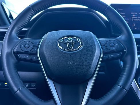 Used 2021 Toyota Venza XLE w/ Softex Package image 24