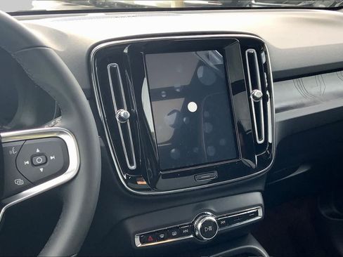 New 2024 Volvo XC40 Recharge Ultimate w/ Protection Package Premier RWD image 8