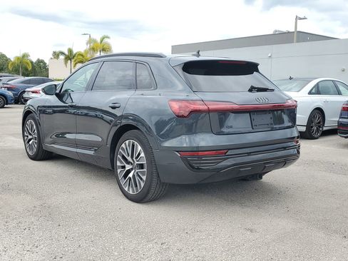 Used 2024 Audi Q8 e-tron Prestige w/ Prestige Package image 4