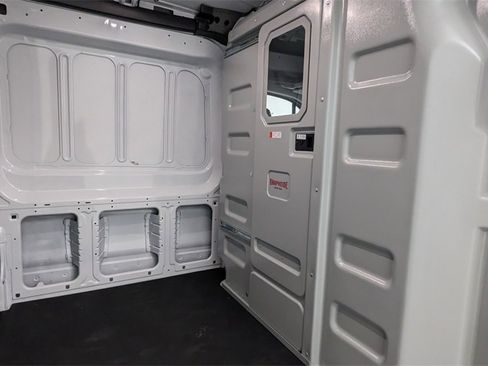 New 2025 Ford Transit 250 148 Medium Roof image 30