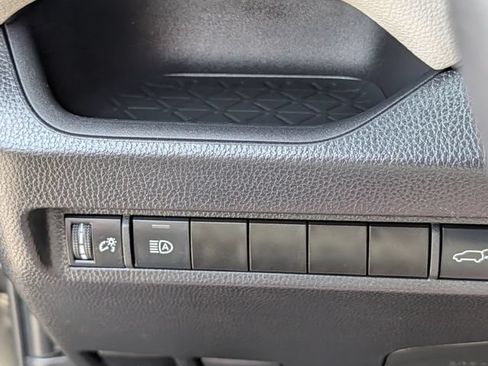 Used 2024 Toyota RAV4 XLE Premium FWD image 22
