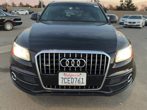 Used 2013 Audi Q5 3.0T Prestige w/ Prestige Pkg image 2