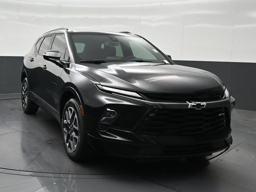 Used 2023 Chevrolet Blazer RS FWD image 8