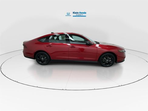 New 2025 Honda Accord SE image 3