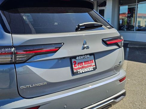 New 2026 Mitsubishi Outlander SE AWD/4WD image 10