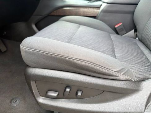 Used 2019 Chevrolet Tahoe LS AWD/4WD image 13