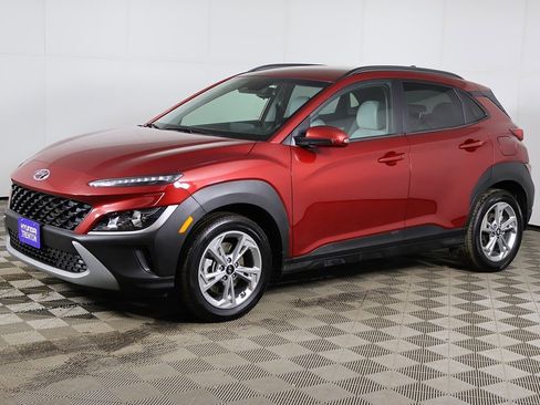 Used 2023 Hyundai Kona SEL image 7