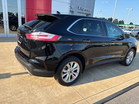 Used 2022 Ford Edge Titanium AWD/4WD image 5