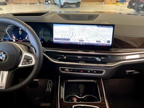 New 2026 BMW X7 xDrive40i w/ M Sport Package image 6