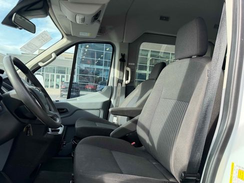 Used 2018 Ford Transit 350 XLT image 15