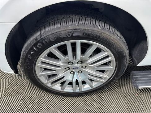 Used 2023 Ford Expedition Platinum image 10