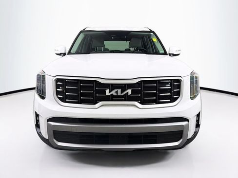 Used 2023 Kia Telluride S AWD/4WD image 2
