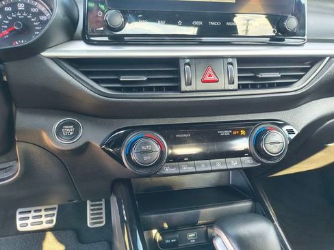 Certified 2023 Kia Forte GT-Line w/ GT-Line Technology Package image 21