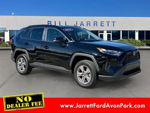 Used 2023 Toyota RAV4 XLE image 1