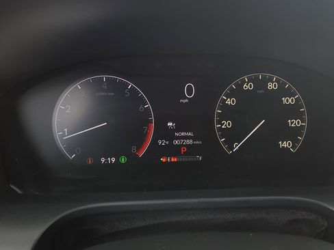 Used 2024 Honda HR-V LX image 25