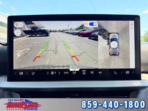Used 2025 Ford Explorer ST-Line w/ ST-Line Street Pack AWD/4WD image 27