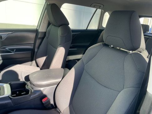 Used 2024 Toyota RAV4 LE image 26