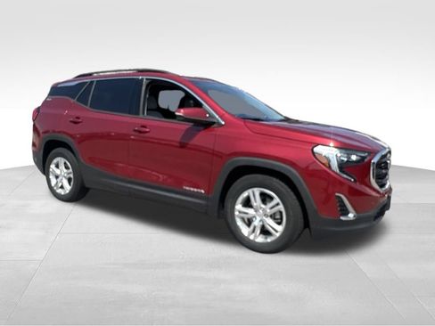 Used 2018 GMC Terrain SLE w/ Driver Convenience Package FWD image 12