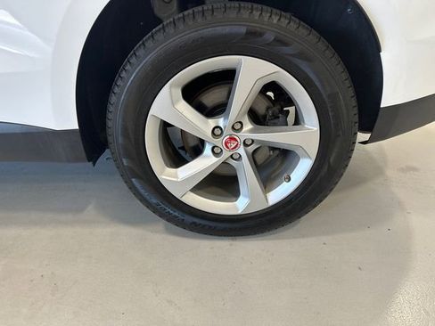 Used 2019 Jaguar F-PACE Premium AWD/4WD image 14